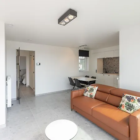 Lejlighed Newly Built Rooftop Flat With Sun-facing Terrace