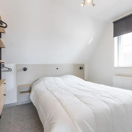 Newly Built Rooftop Flat With Sun-facing Terrace Lejlighed
